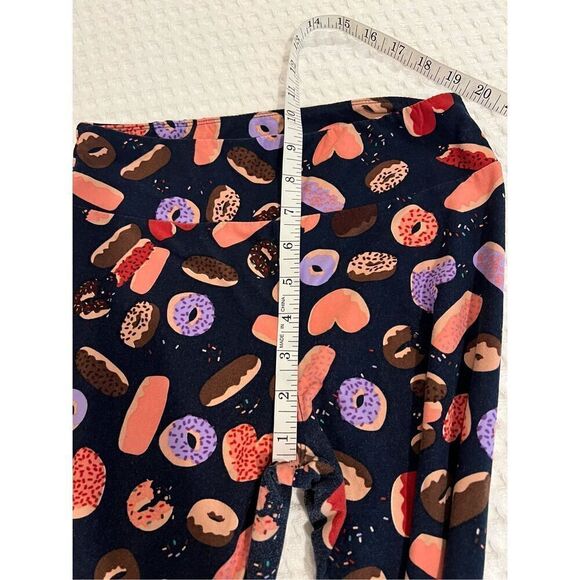 LuLaRoe one size Leggings donut pattern - Picture 4 of 11